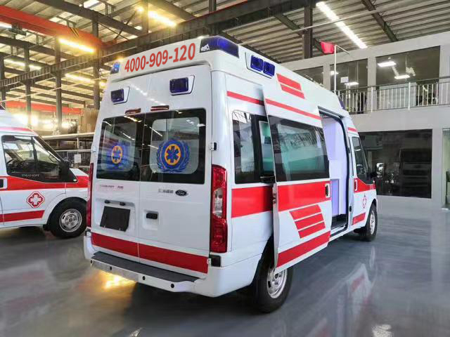 选对跨市救护车接送护送平台：让转诊之路更安心