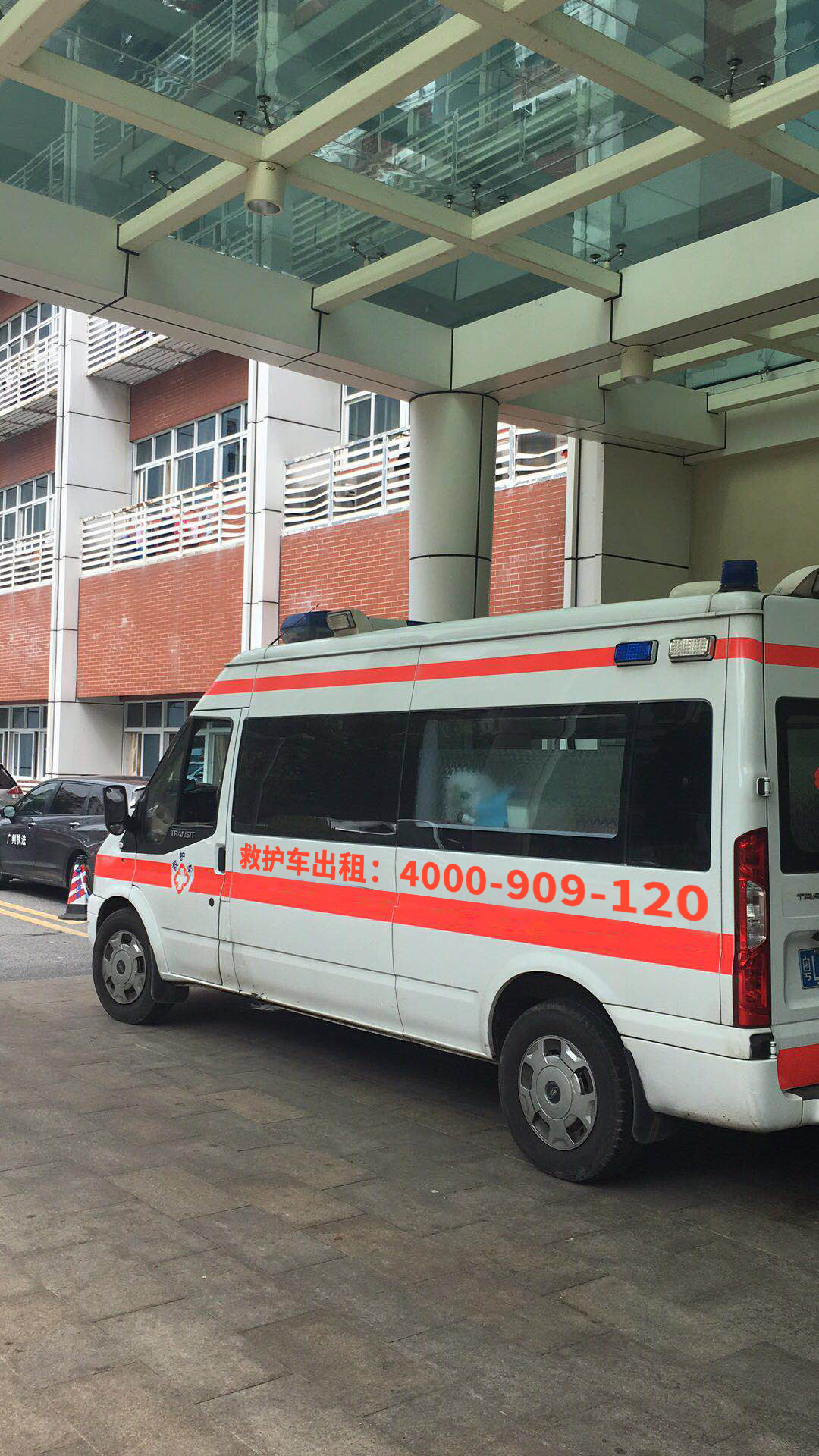 事故无情：赛马比赛120私人急救车出租，为运动安全保驾护航！