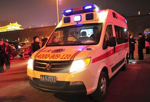 忠县救护车医院服务联系方式：小微让病患出院回家更便捷。